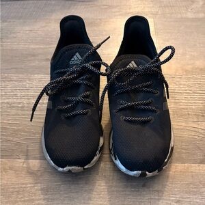 Adidas cloud foam pure size 3 sneakers comfy shoes